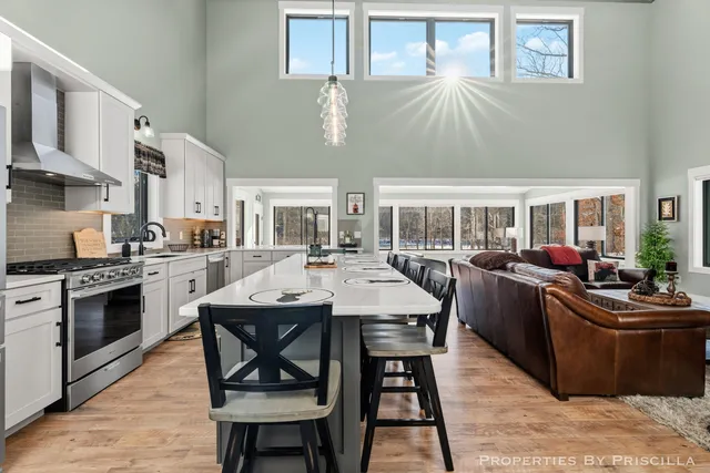 $1,500,000 | 3008 East Upper Field Trail, Newaygo, MI 49337