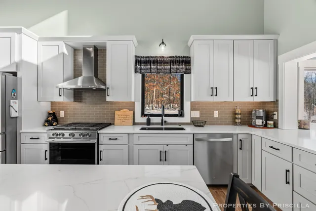 $1,500,000 | 3008 East Upper Field Trail, Newaygo, MI 49337