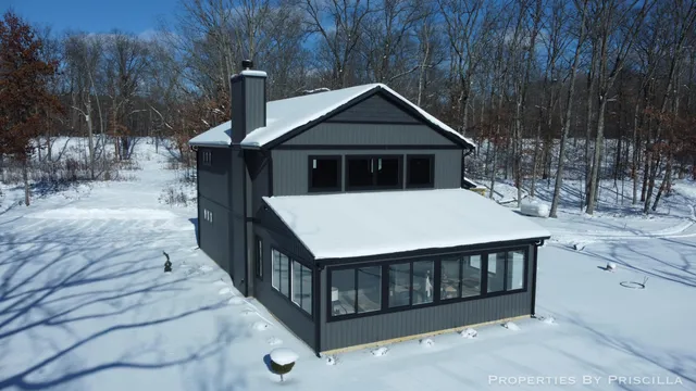 $1,500,000 | 3008 East Upper Field Trail, Newaygo, MI 49337