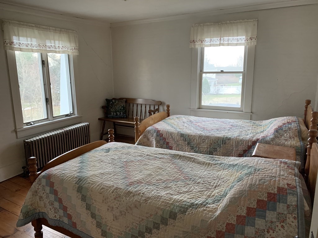 108 Fiske Hill Road Sturbridge, MA 01566 - Photo 15 of 23 Gallery Image 15