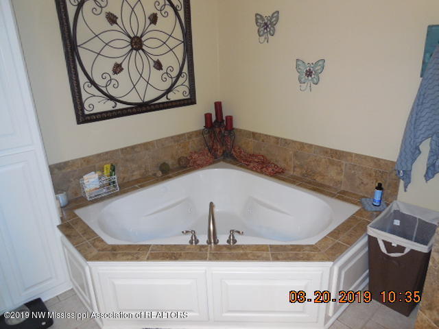 462 Krotzer Road Sardis, MS 38666 - Photo 21 of 45 DSCN3819