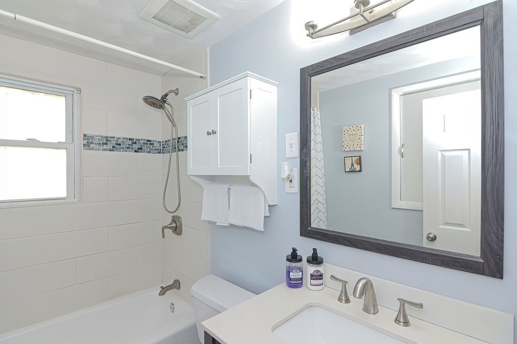 68 East Shore Road Holbrook, MA 02343 - Photo 26 of 37 Gallery Image 26