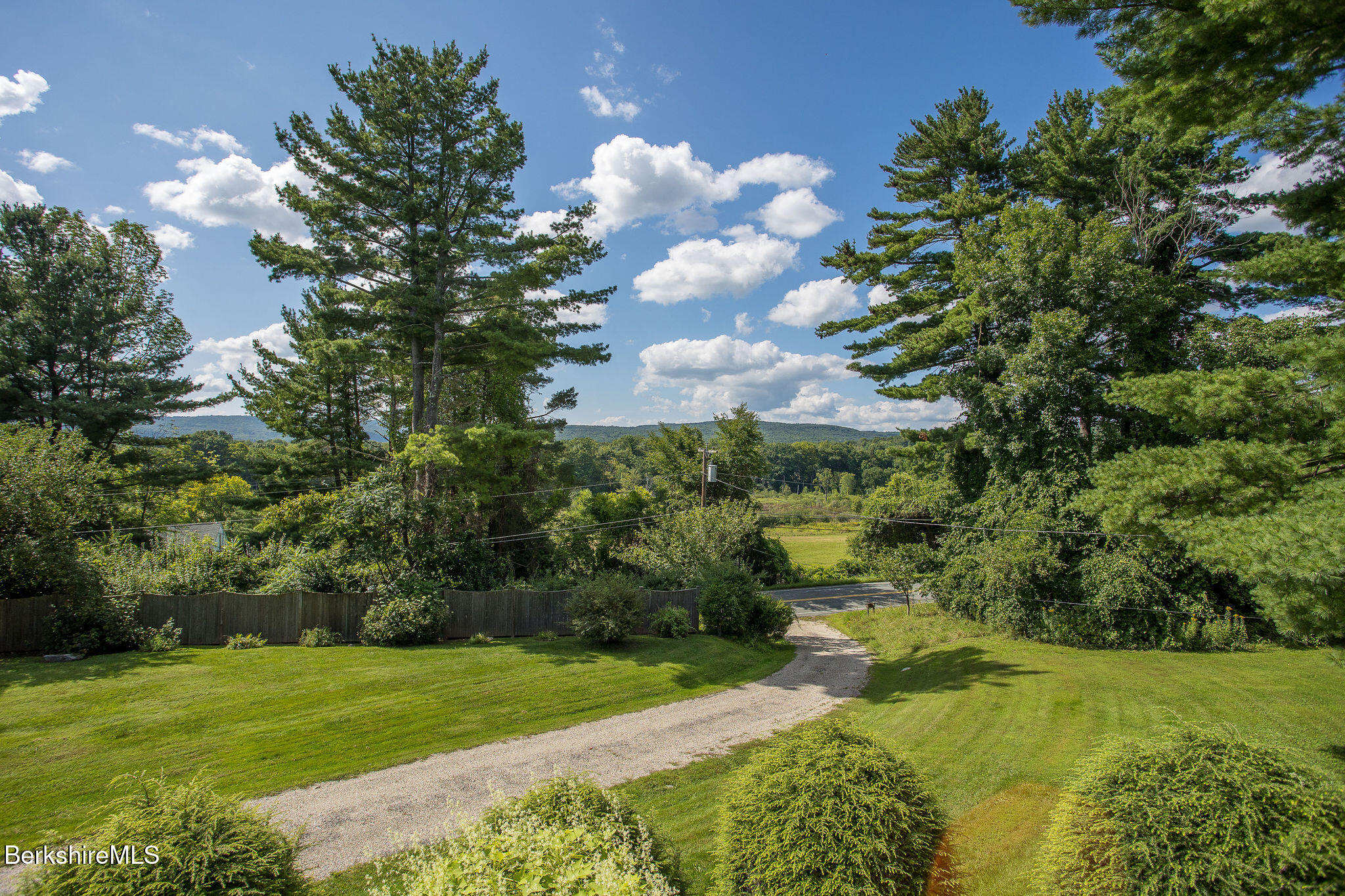48 Swamp Road West Stockbridge, MA 01266 - Photo 4 of 39 0015-exterior