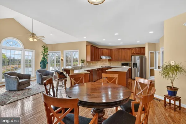 $1,399,990 | 401 Hilton Head Court, Ashton, MD 20861