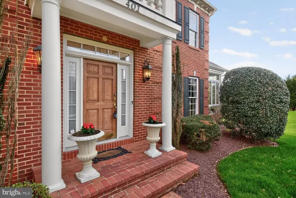 $1,399,990 | 401 Hilton Head Court, Ashton, MD 20861