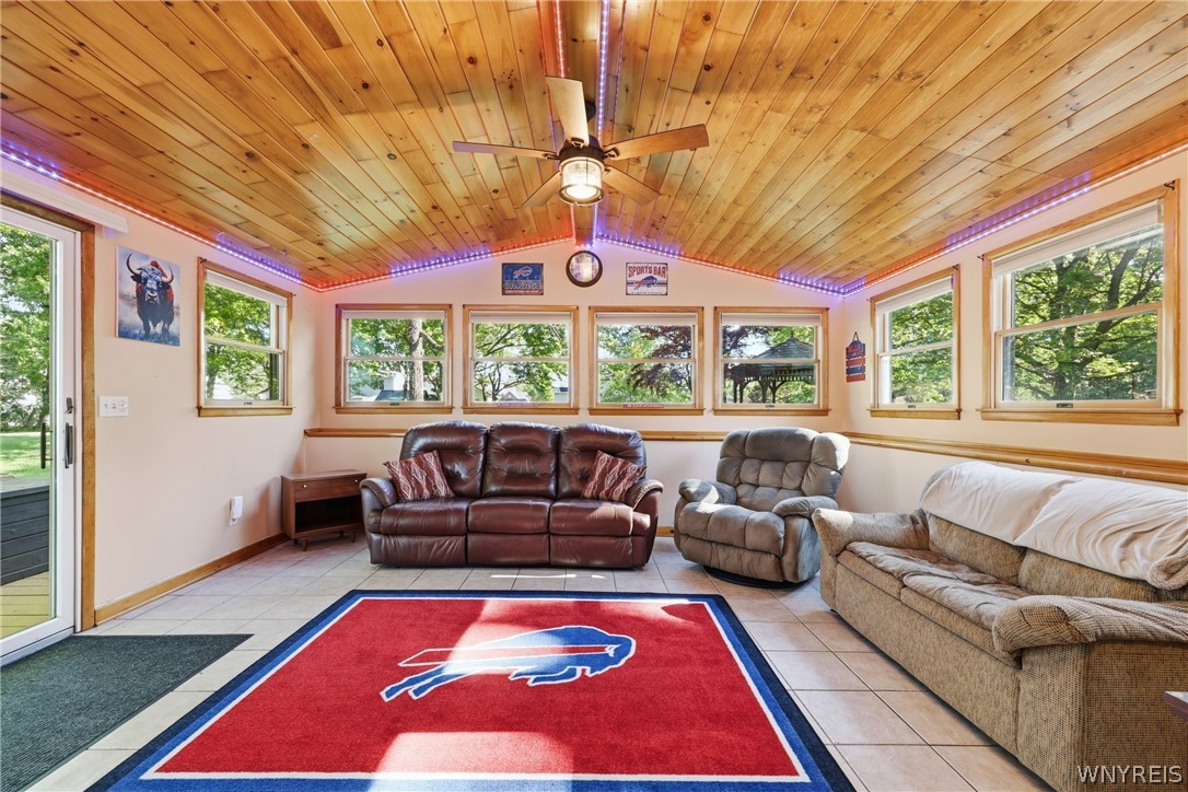 9646 Keller Road Clarence, NY 14032 - Photo 17 of 50