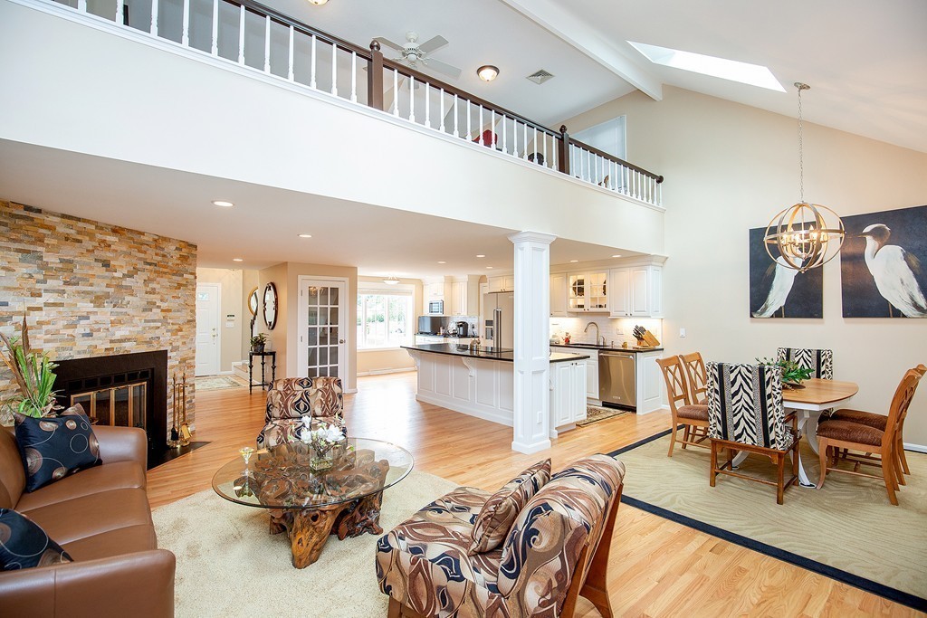 28 Fuller Pond Road, Unit 28 Middleton, MA 01949 - Photo 3 of 24 Gallery Image 3