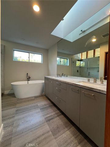 $7,000 | 14656 Hesby Street, Sherman Oaks, CA 91403