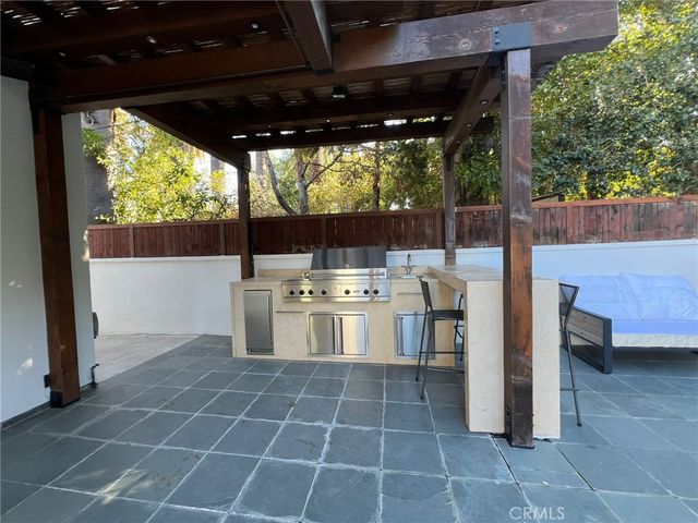 $7,000 | 14656 Hesby Street, Sherman Oaks, CA 91403