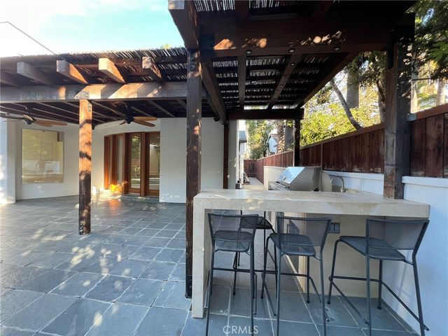 $7,000 | 14656 Hesby Street, Sherman Oaks, CA 91403