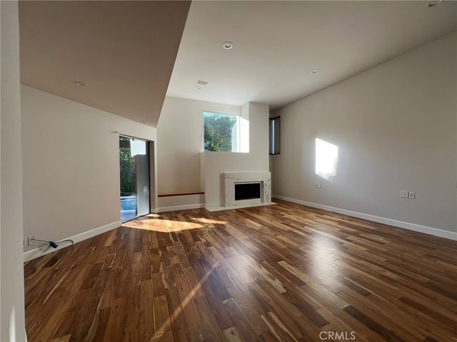 $7,000 | 14656 Hesby Street, Sherman Oaks, CA 91403