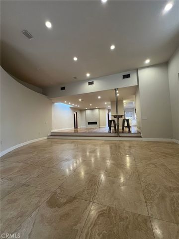 $7,000 | 14656 Hesby Street, Sherman Oaks, CA 91403