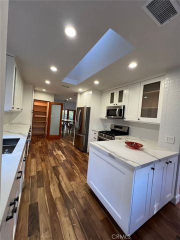 $7,000 | 14656 Hesby Street, Sherman Oaks, CA 91403