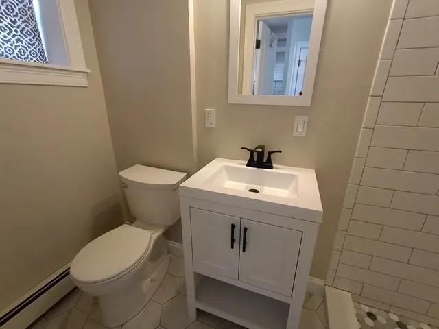 $2,100 | 95 Cottage Street, Unit A, Boston, MA 02128