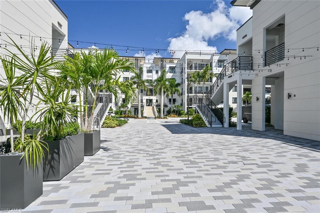 1111 Central Avenue, Unit 511 Naples, FL 34102 - Photo 3 of 50