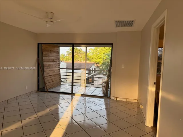 $225,000 | 7830 Northwest 33rd Street, Unit 308, Davie, FL 33024