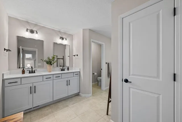 $435,000 | 9652 4th St Lane North, Lake Elmo, MN 55042