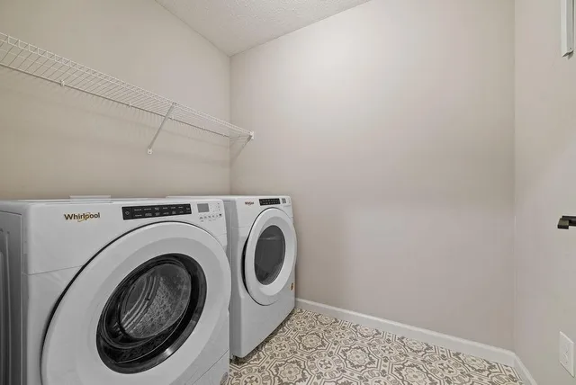 $435,000 | 9652 4th St Lane North, Lake Elmo, MN 55042