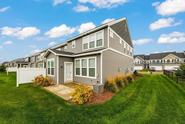 $435,000 | 9652 4th St Lane North, Lake Elmo, MN 55042