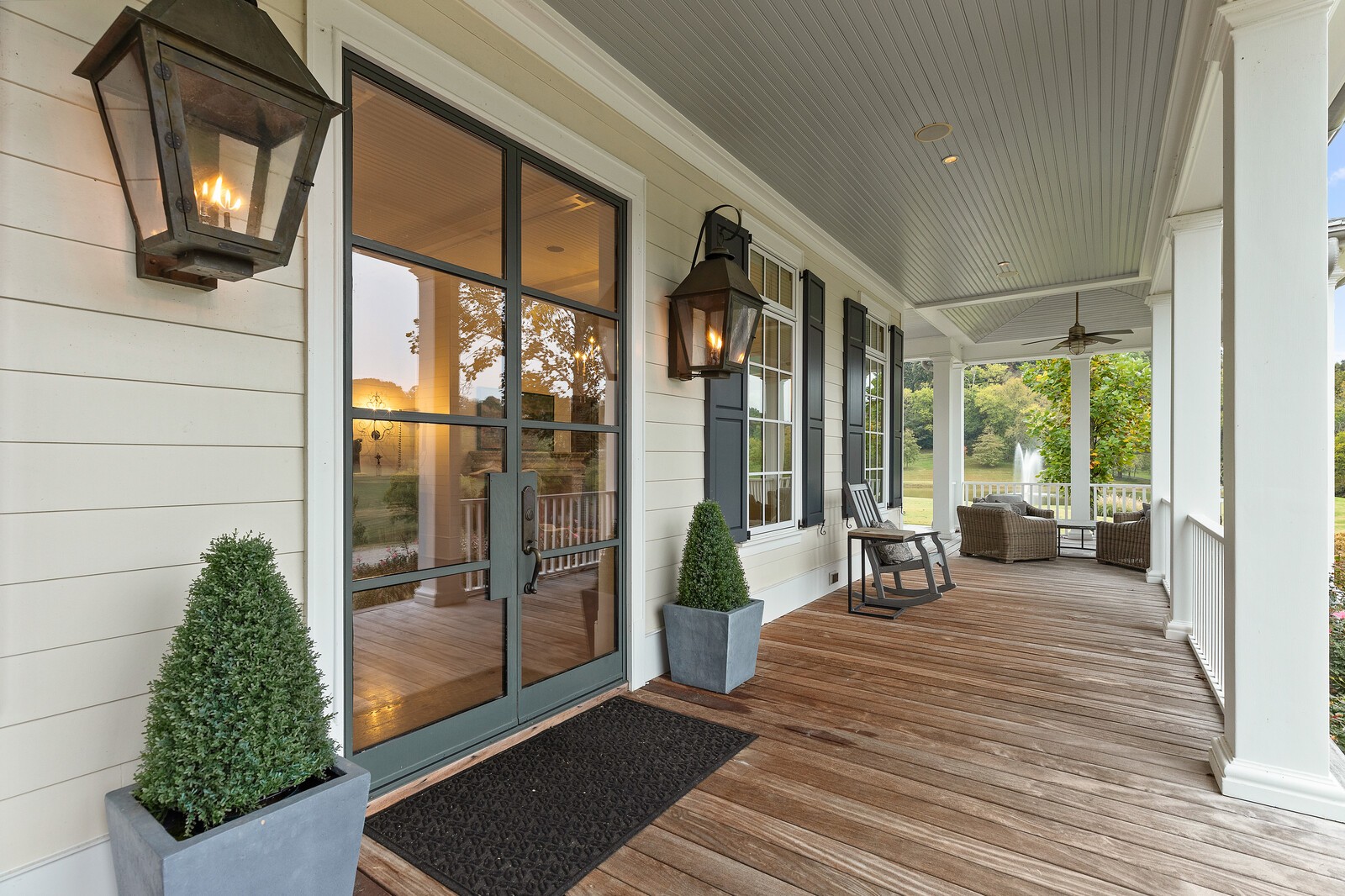 3377 Bailey Road Franklin, TN 37064 - Photo 32 of 49 a building outdoor space with seating space