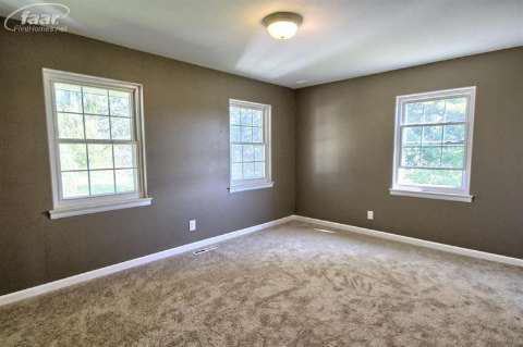 2048 Belford Road Holly, MI 48442 - Photo 15 of 29 20421724-14.JPG
