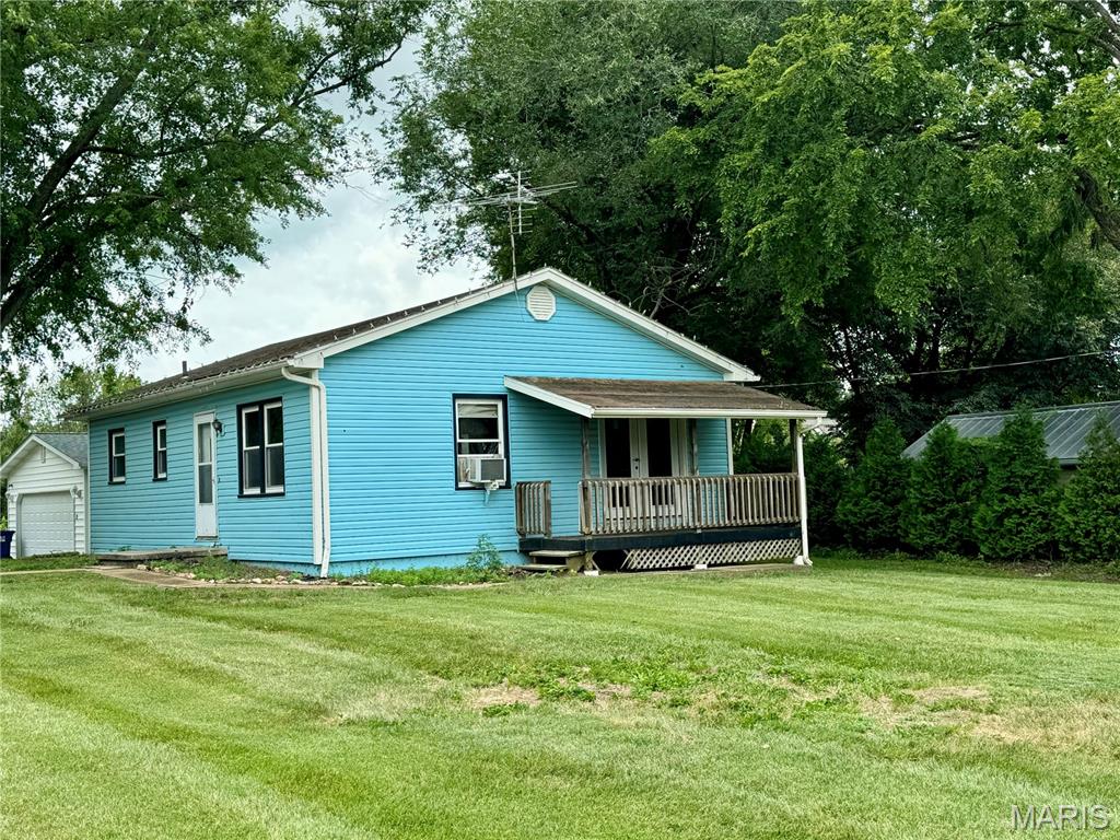 235 Green Street Augusta, MO 63332 - Photo 3 of 16