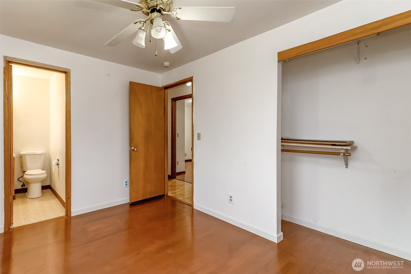 12904 12th Avenue South Burien, WA 98168 - Photo 12 of 18