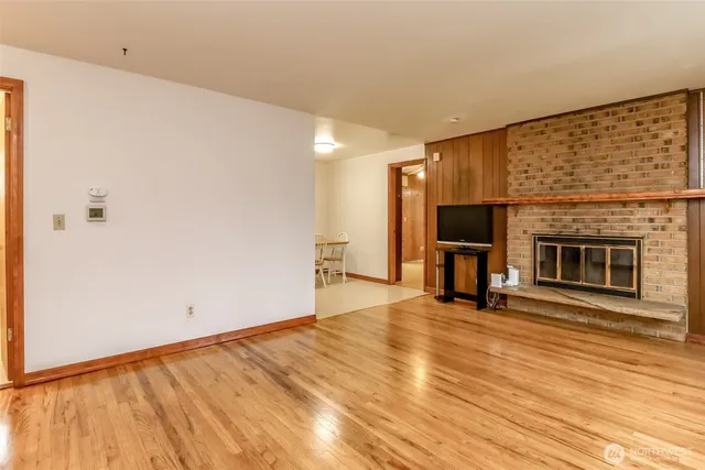 $585,000 | 12904 12th Avenue South, Burien, WA 98168