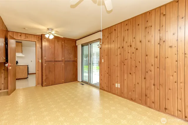 $585,000 | 12904 12th Avenue South, Burien, WA 98168