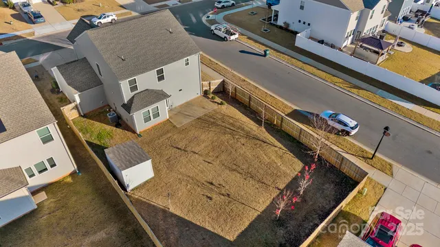 a view of a house with street