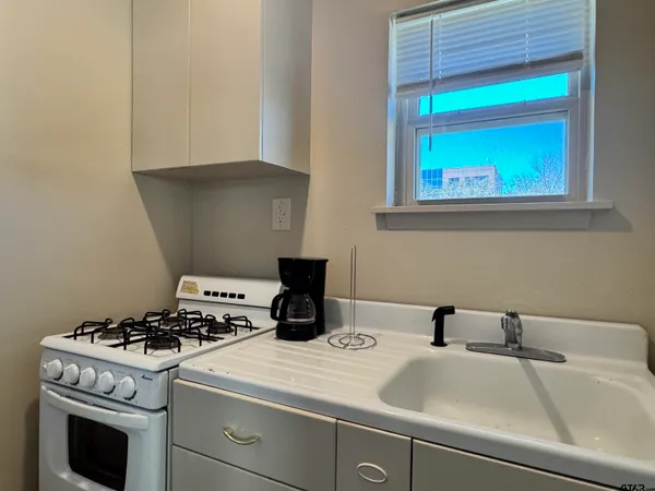 a view of washer and dryer