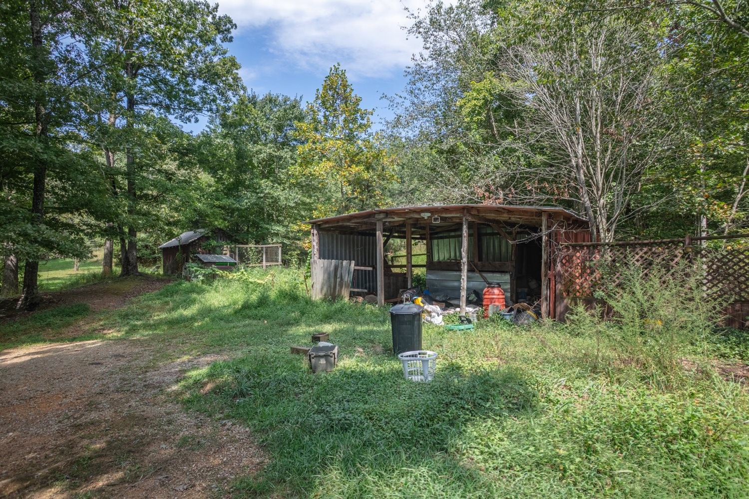 156 Tracy Road Hohenwald, TN 38462 - Photo 34 of 35 Gallery Image 34