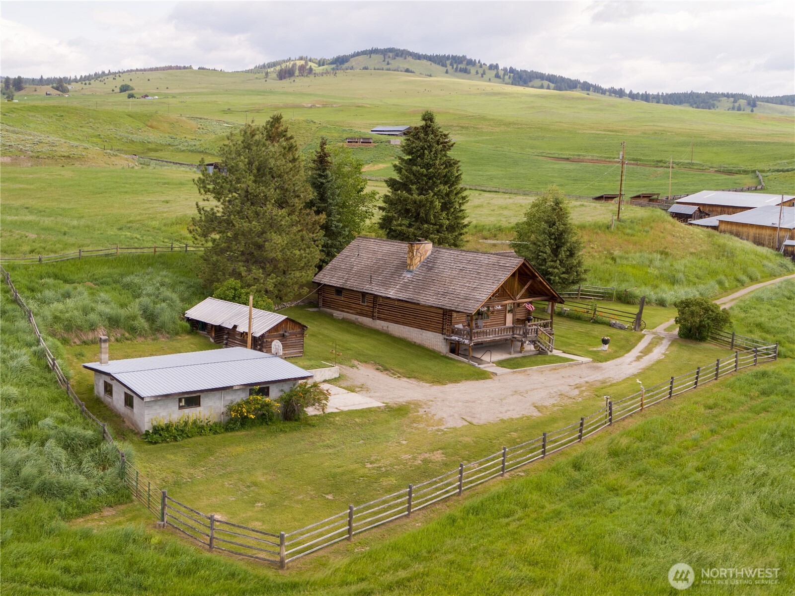 3 Summer Road Tonasket, WA 98855 - Photo 2 of 29