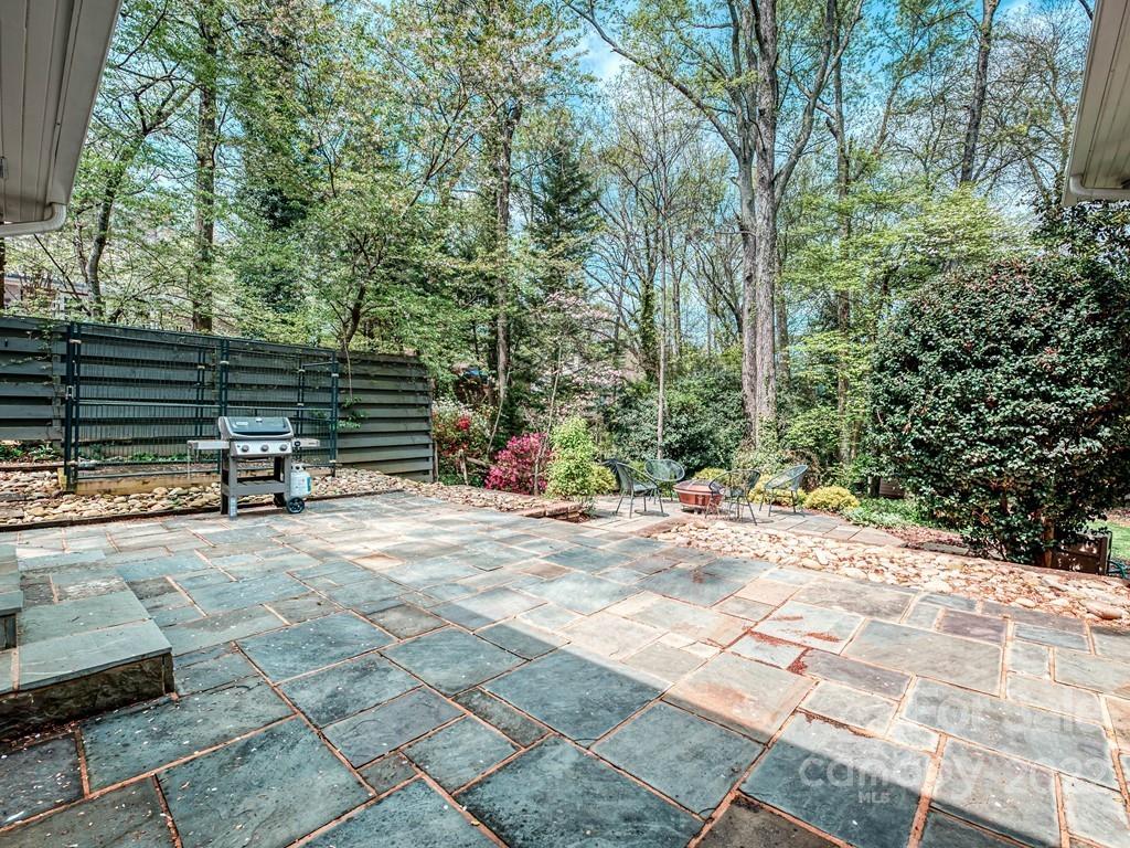 415 Ashworth Road Charlotte, NC 28211 - Photo 35 of 43 a view of a pathway with a yard
