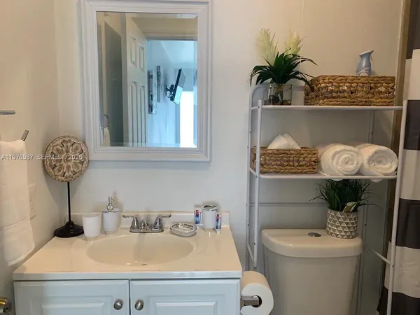 $1,200,000 | 1762 Northwest 15th Street, Miami, FL 33125