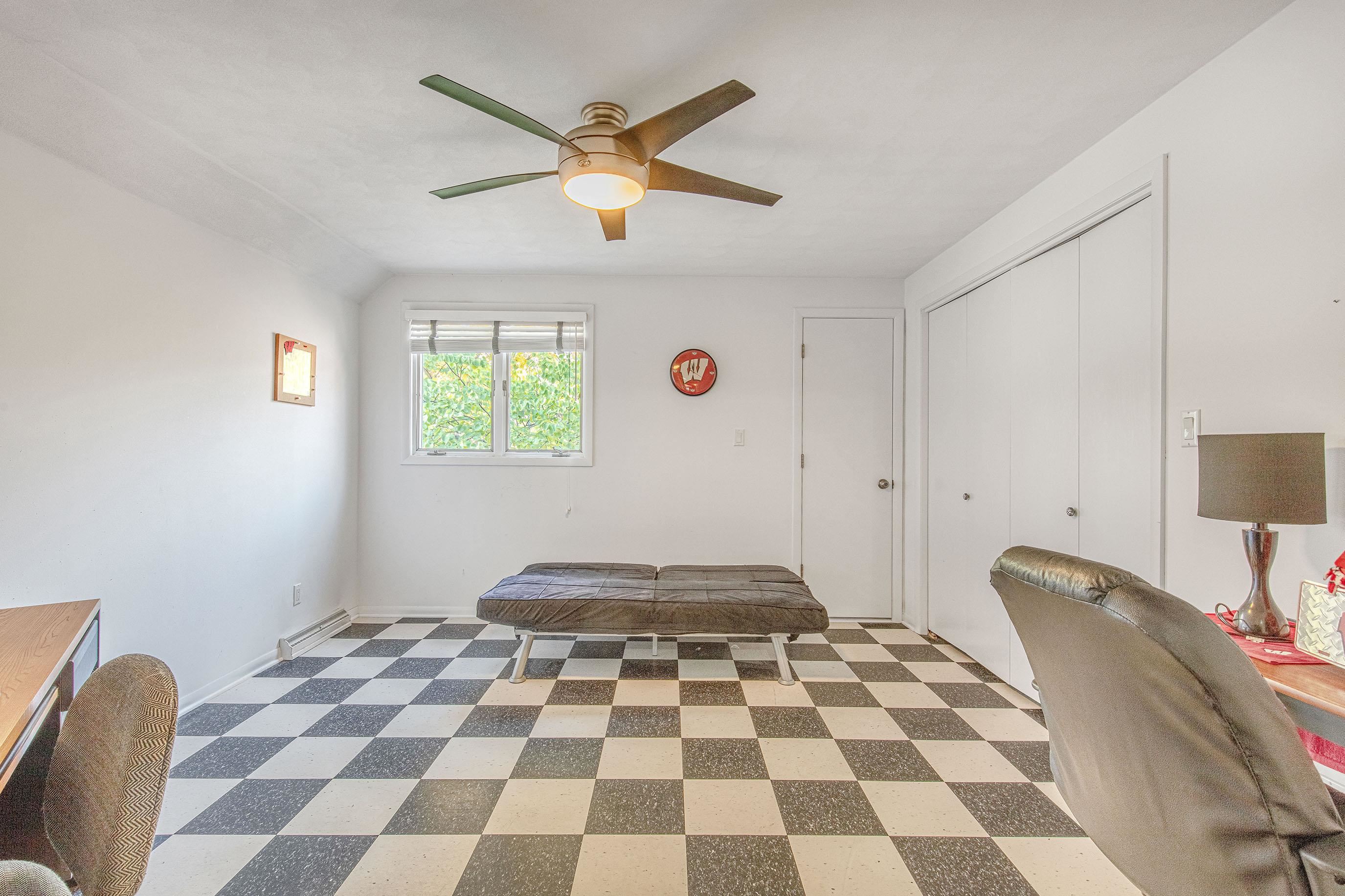 2015 26th Street Monroe, WI 53566 - Photo 35 of 46