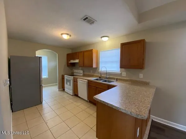$1,150 | 3101 20th Avenue, Unit B, Gulfport, MS 39501