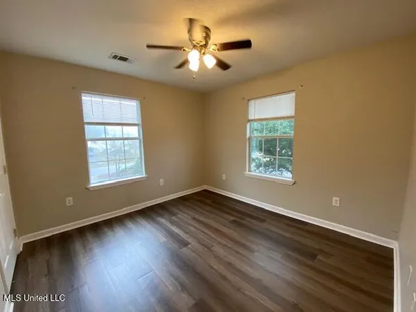 $1,150 | 3101 20th Avenue, Unit B, Gulfport, MS 39501