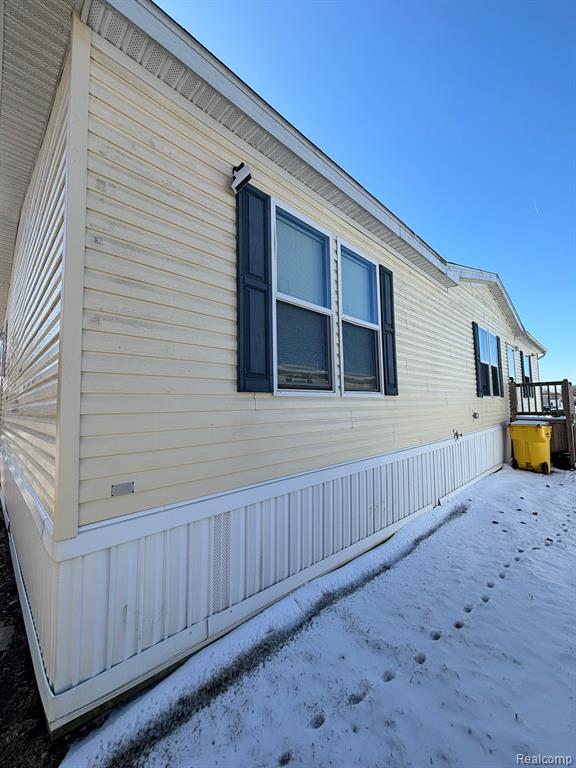 3459 Pine Ridge Burton, MI 48519 - Photo 3 of 25