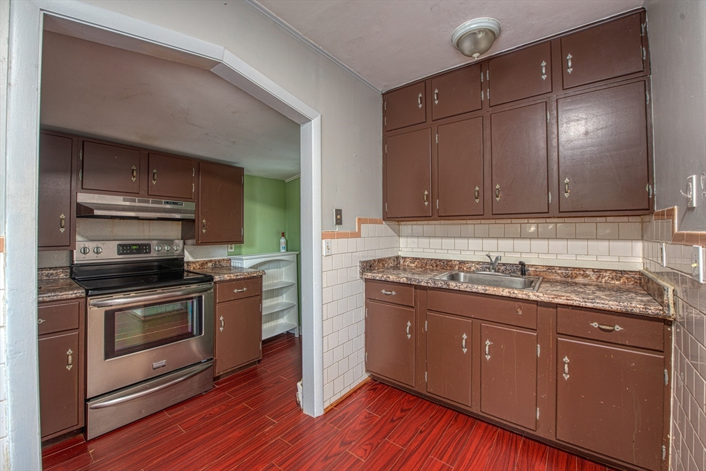 47 Harding Street Sharon, MA 02067 - Photo 12 of 16 Gallery Image 12