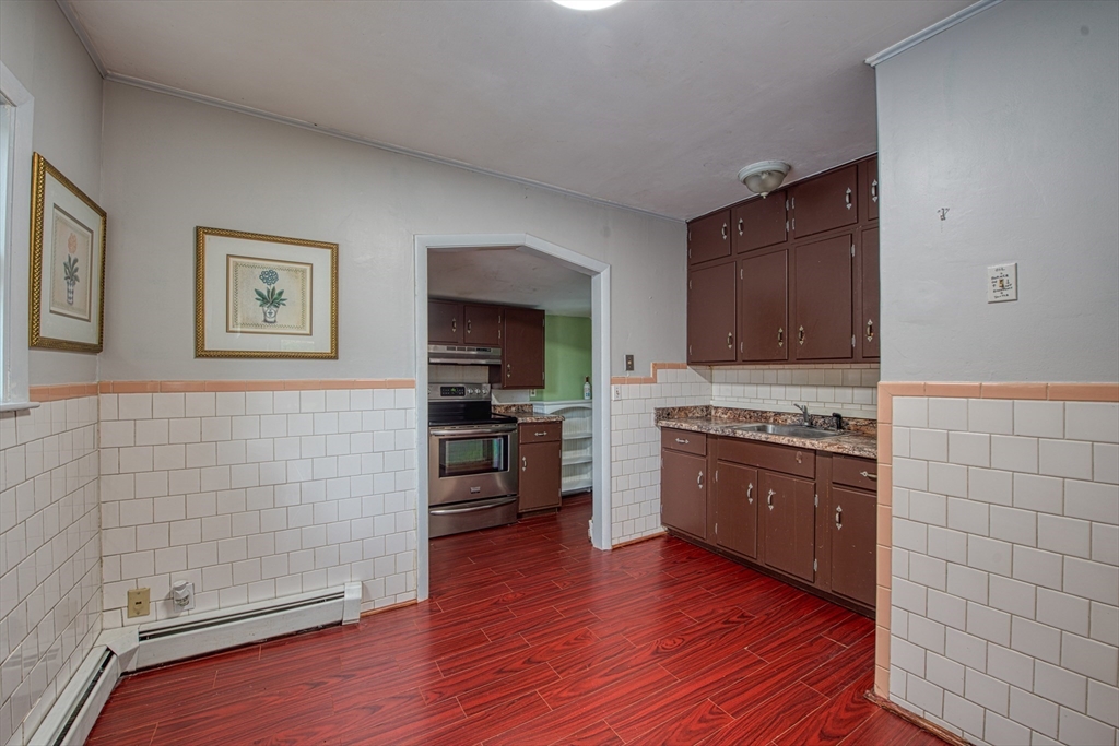 47 Harding Street Sharon, MA 02067 - Photo 10 of 16 Gallery Image 10