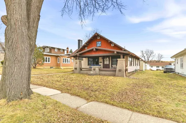 $189,900 | 570 High, Hillsboro, WI 54634