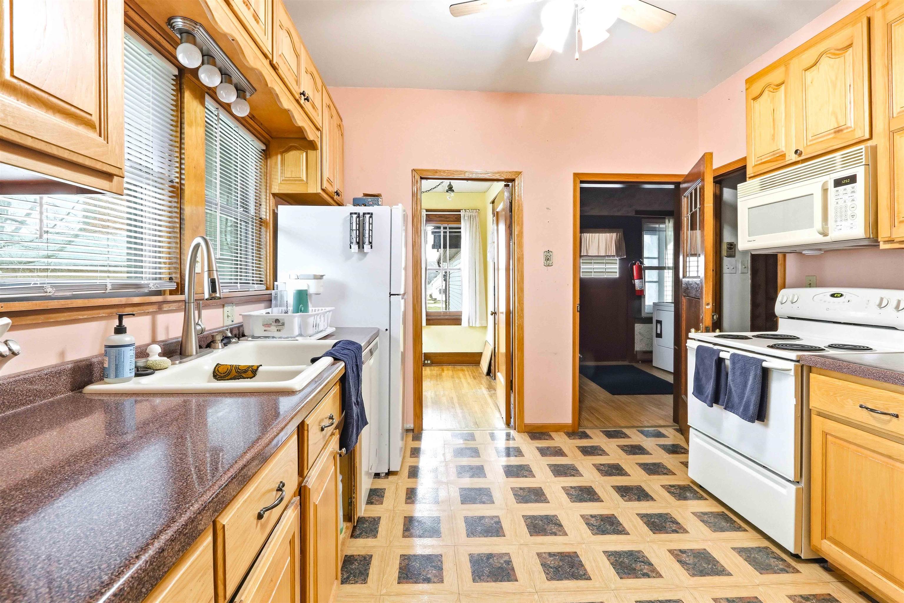 570 High Hillsboro, WI 54634 - Photo 5 of 68