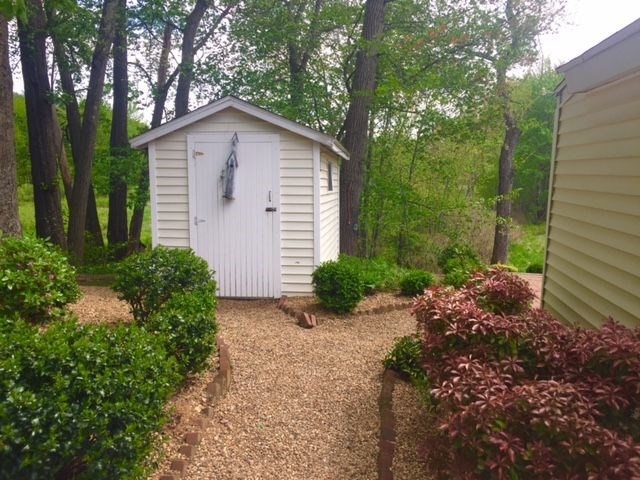 43 Merrimack Road Amherst, NH 03031 - Photo 14 of 16