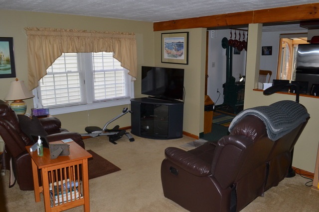 43 Merrimack Road Amherst, NH 03031 - Photo 8 of 16