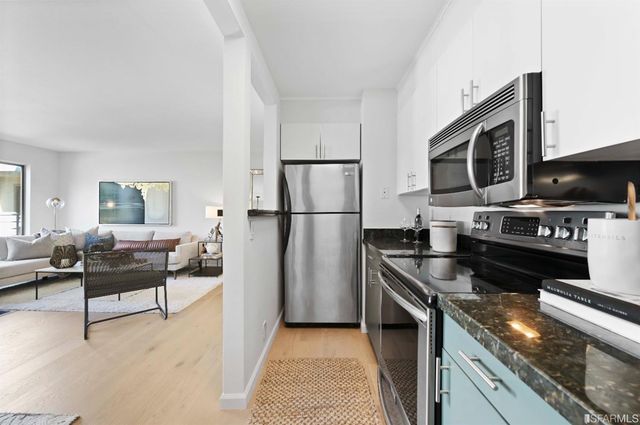 $1,010,000 | 1310 Fulton Street, Unit 204, San Francisco, CA 94117