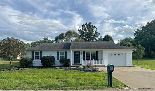 $275,000 | 803 Longfellow Drive, Washington, IN 47501