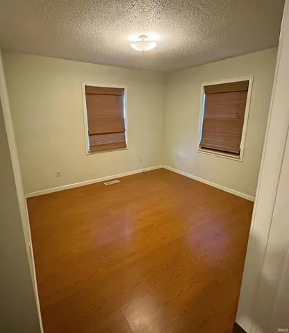 $285,000 | 803 Longfellow Drive, Washington, IN 47501