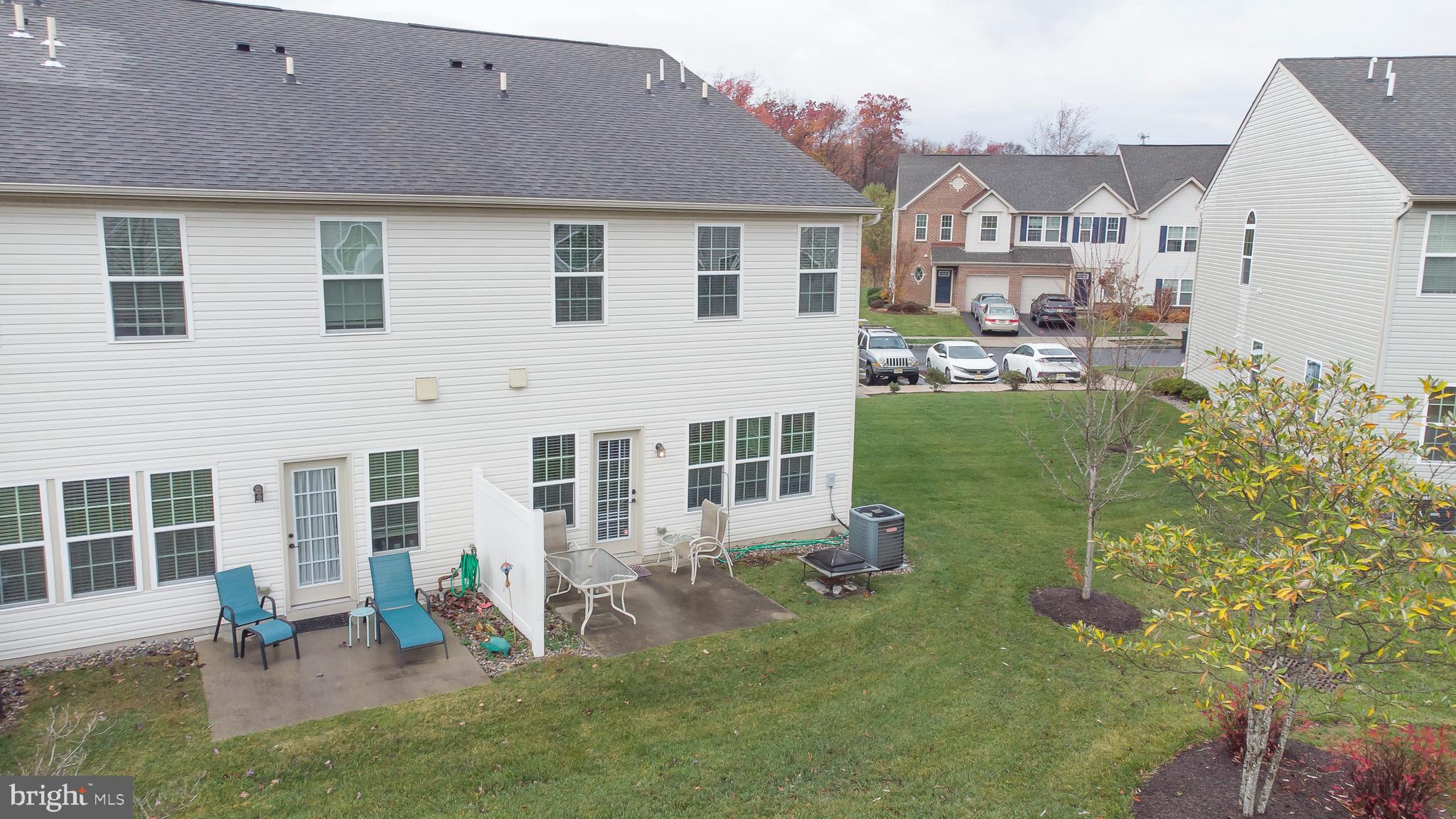 81 Sundance Drive Hamilton, NJ 08619 - Photo 36 of 44 a front view of a house with a yard