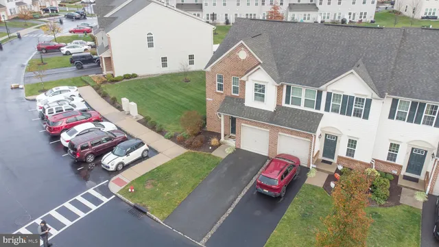 $450,000 | 81 Sundance Drive, Hamilton, NJ 08619